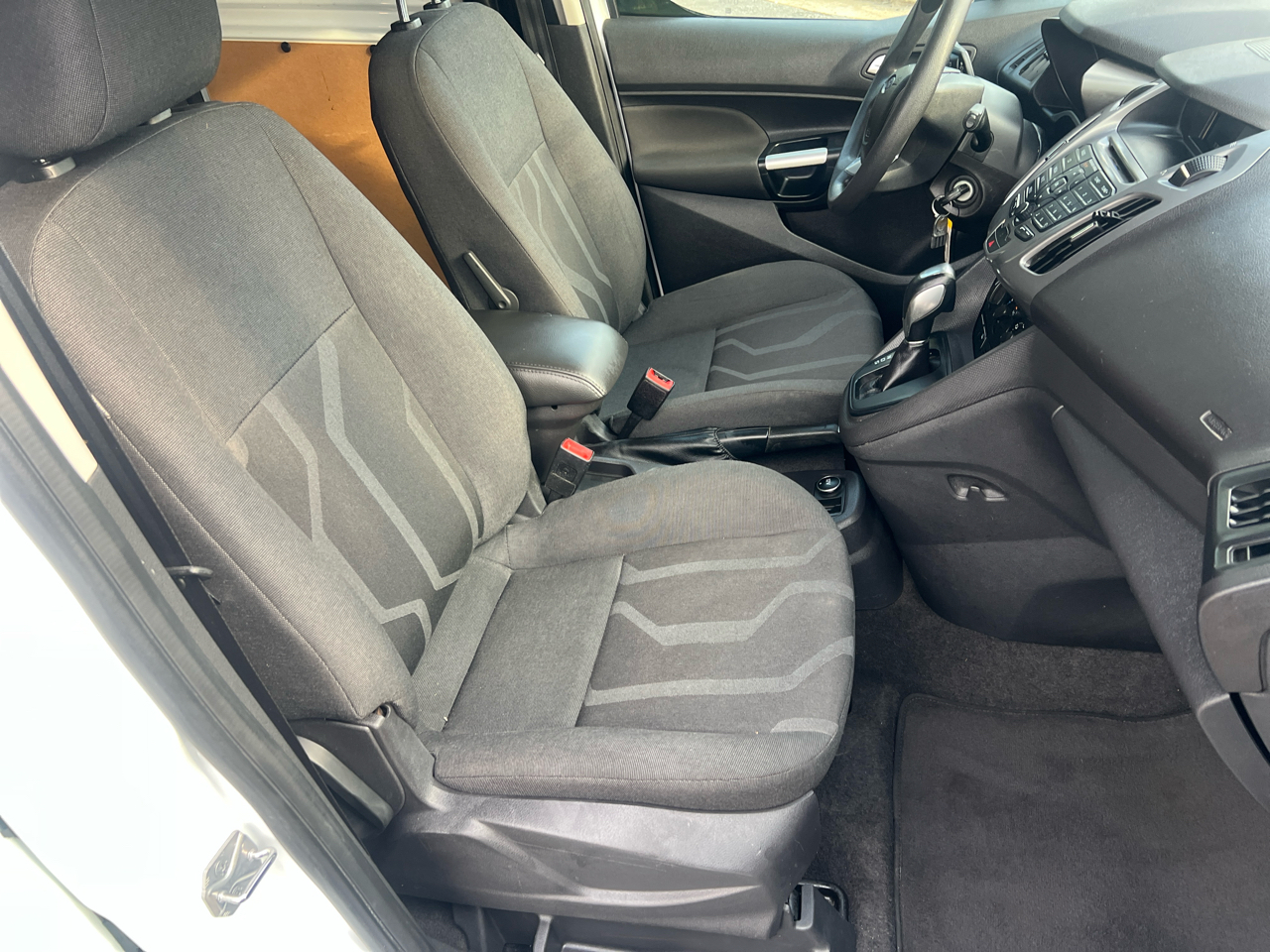 2018 Ford Transit Connect XLT photo 14