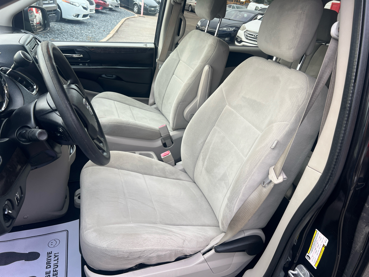 2013 Dodge Grand Caravan SE photo 5