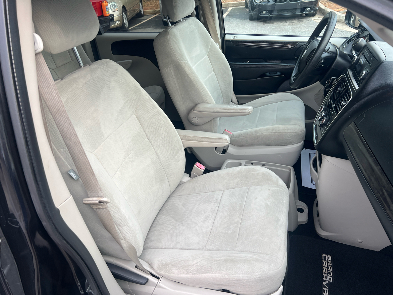 2013 Dodge Grand Caravan SE photo 15