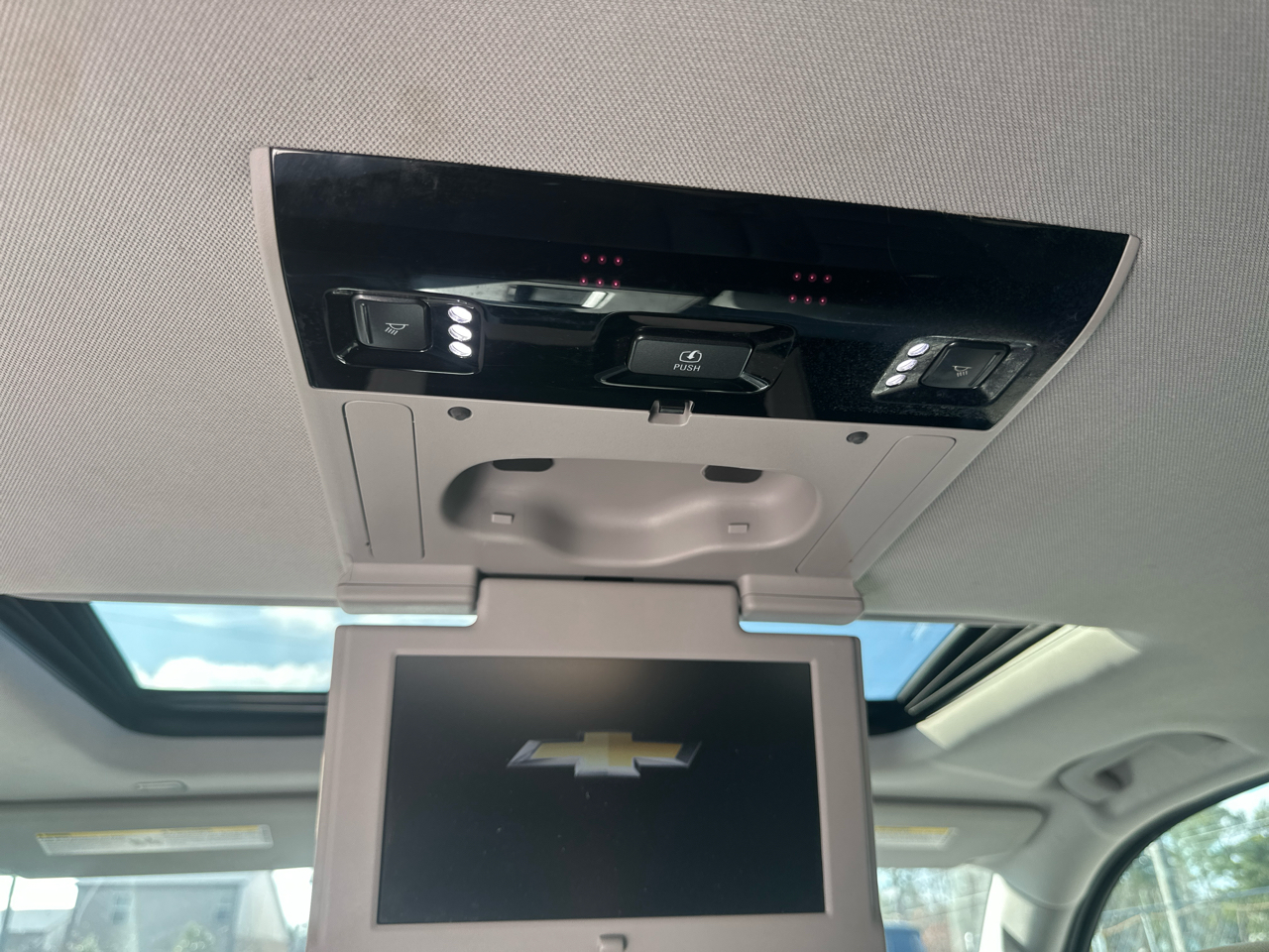 Chevrolet Suburban LT 2WD 2020