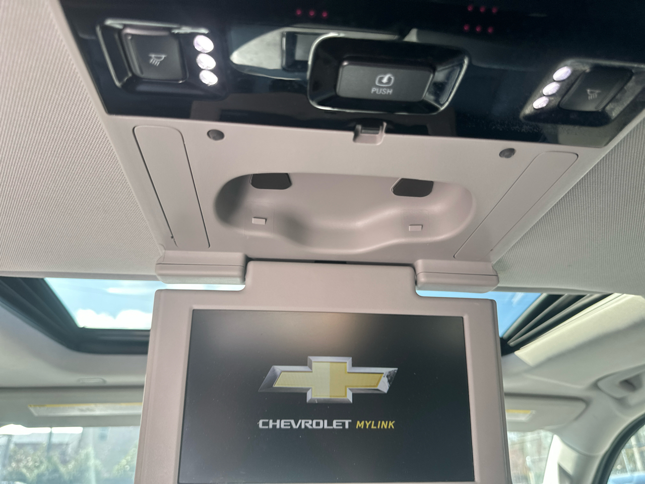 Chevrolet Suburban LT 2WD 2020