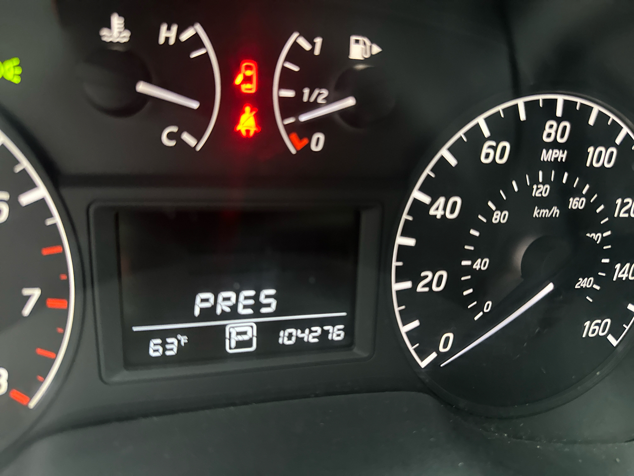 Nissan Sentra FE+ S 2016