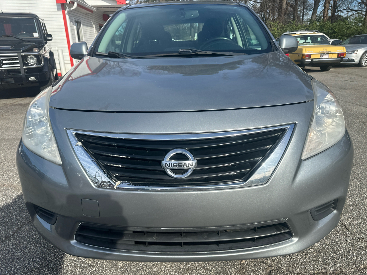Nissan Versa 1.6 S Plus 2014