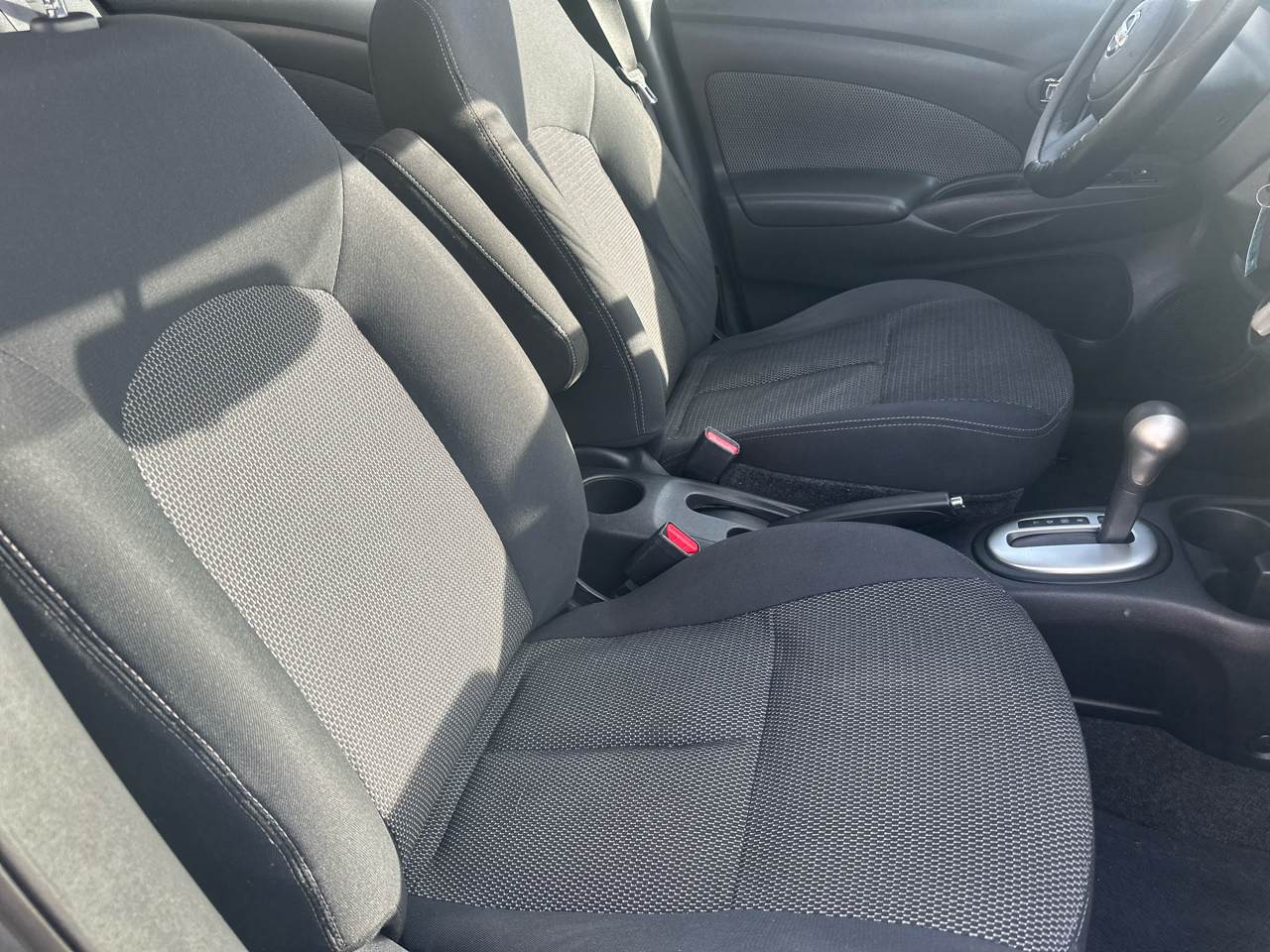 Nissan Versa 1.6 S Plus 2014