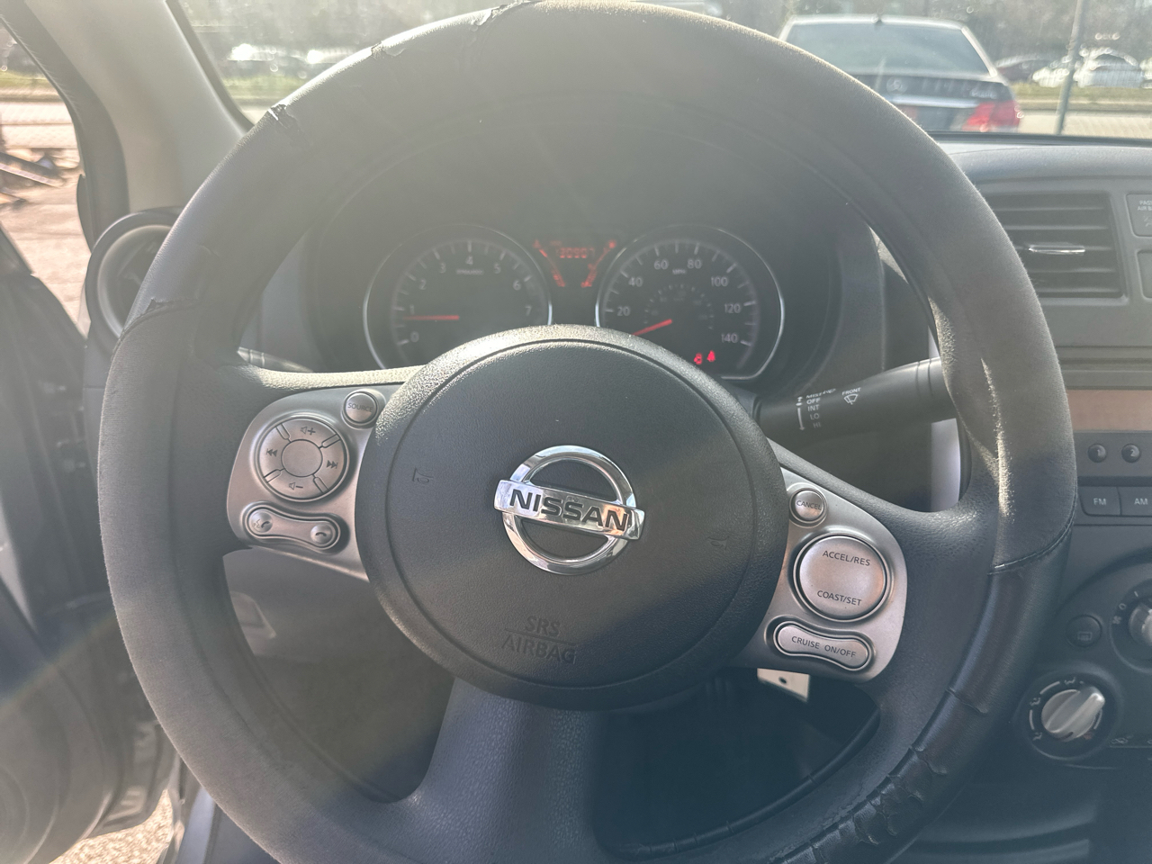 Nissan Versa 1.6 S Plus 2014