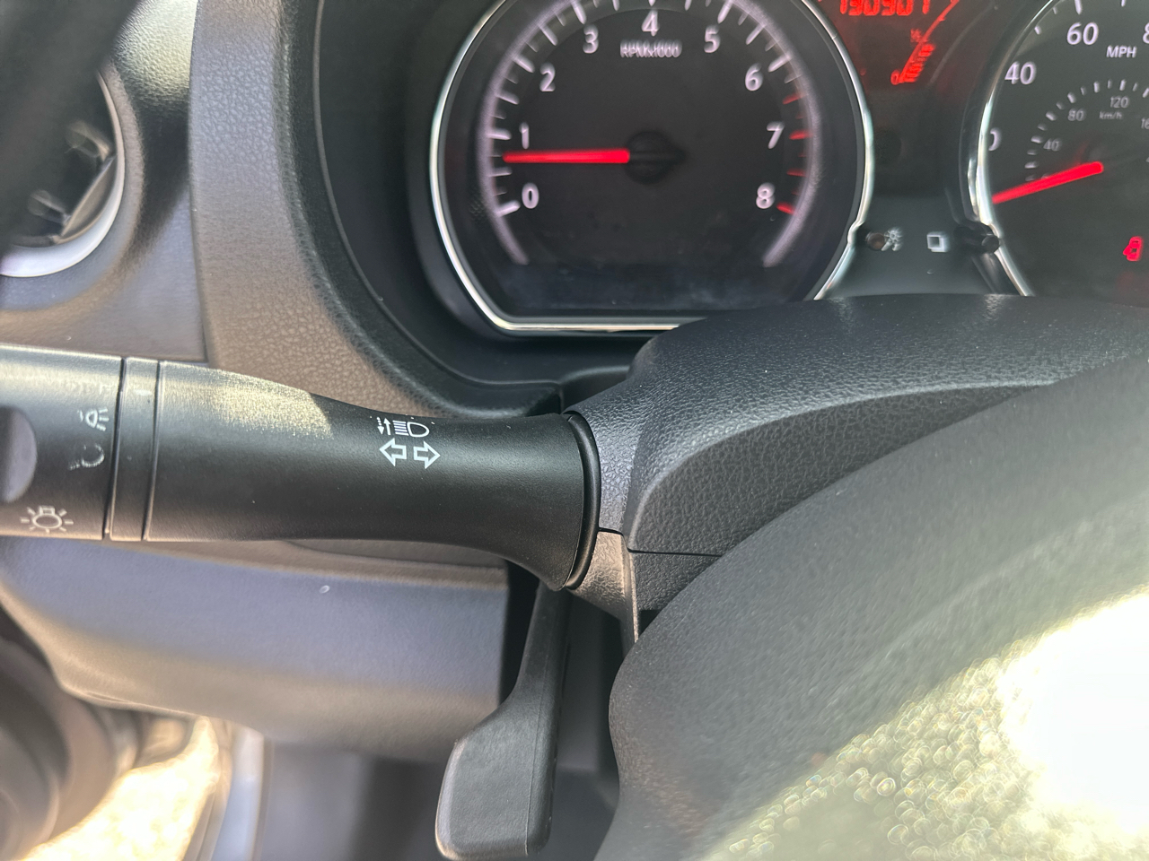 Nissan Versa 1.6 S Plus 2014