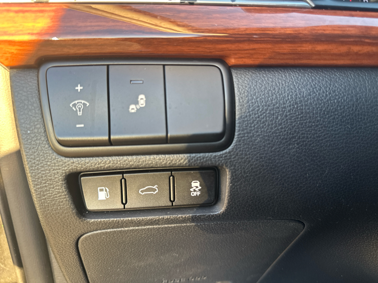 Kia Cadenza Limited 2017