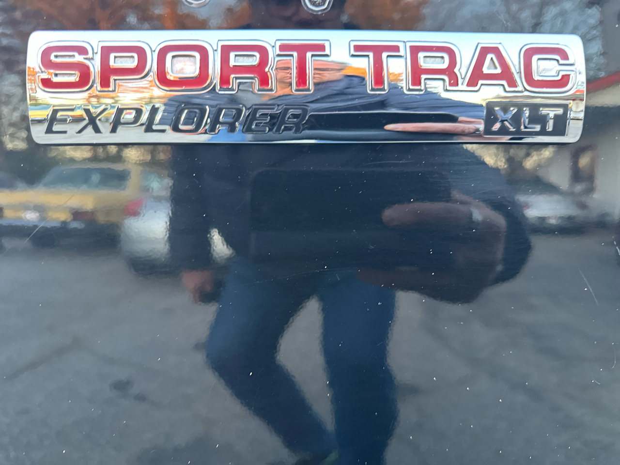 Ford Explorer Sport Trac XLT 4.0L 2WD 2010