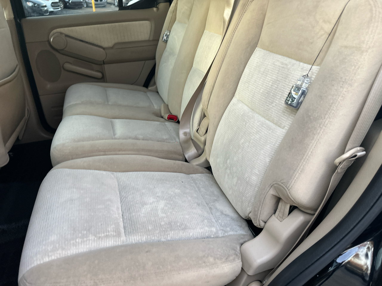 Ford Explorer Sport Trac XLT 4.0L 2WD 2010