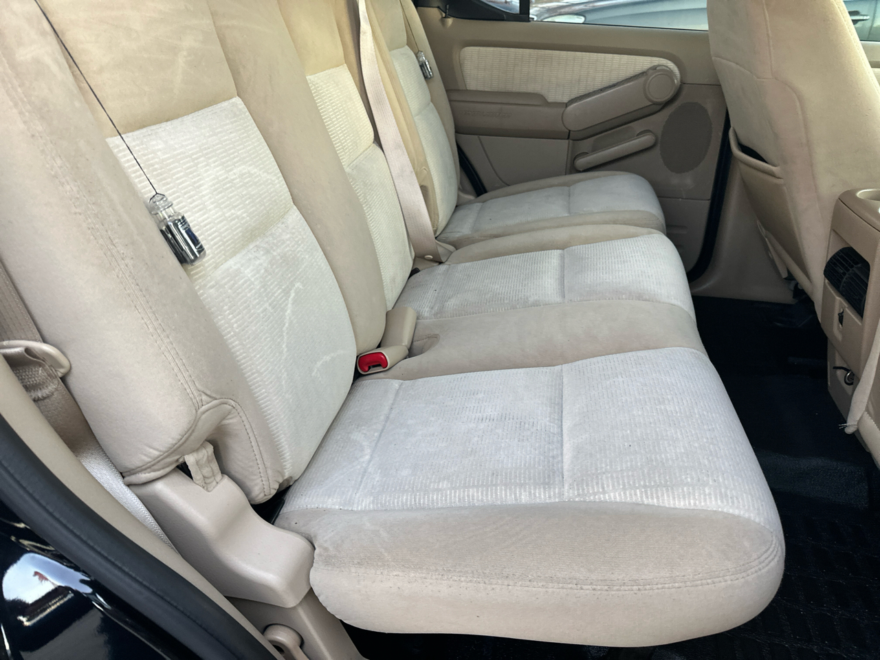 Ford Explorer Sport Trac XLT 4.0L 2WD 2010