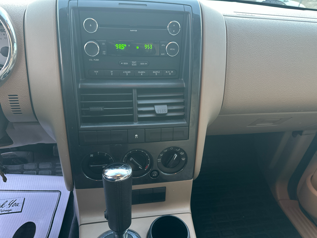 Ford Explorer Sport Trac XLT 4.0L 2WD 2010