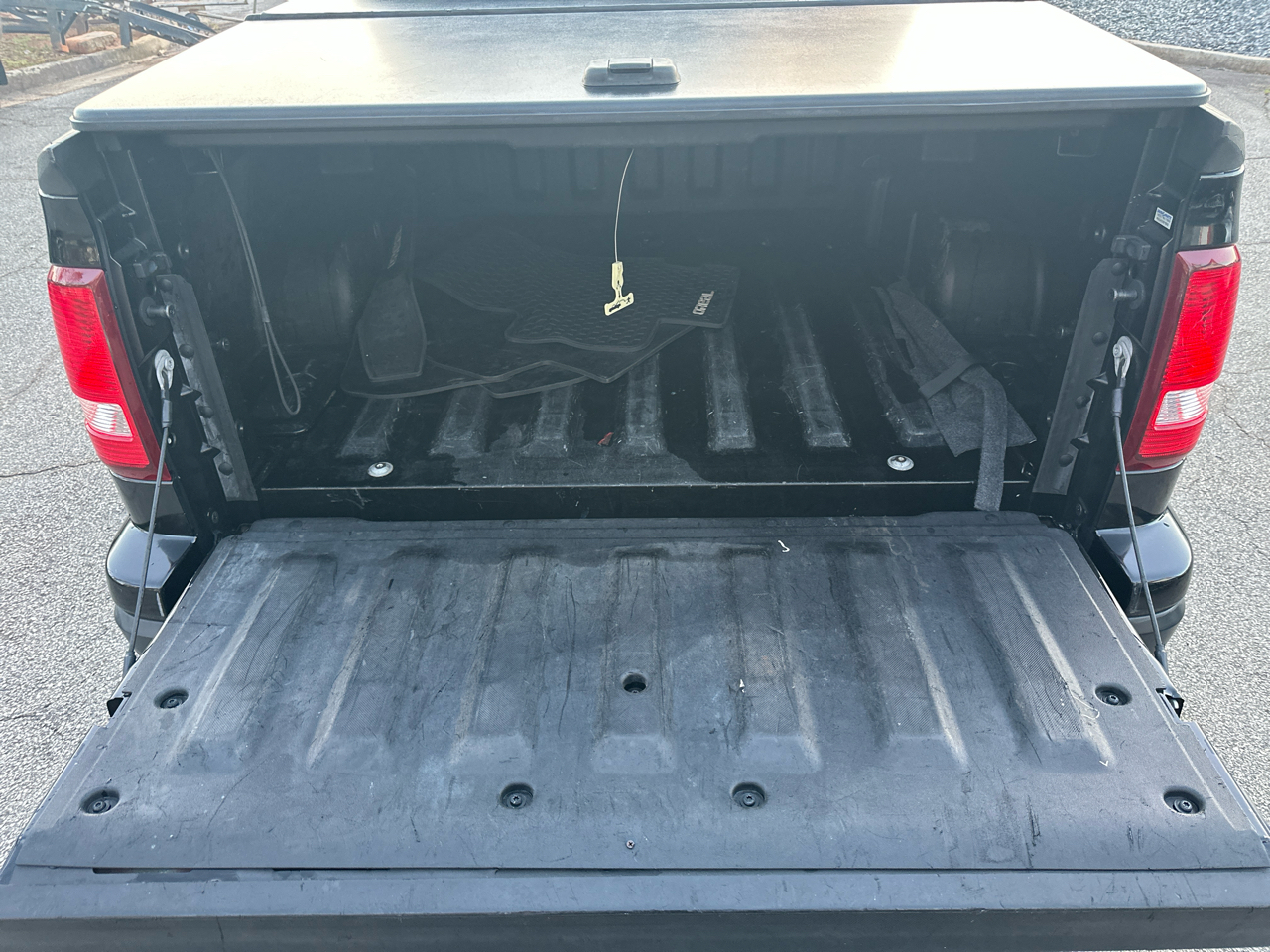 Ford Explorer Sport Trac XLT 4.0L 2WD 2010