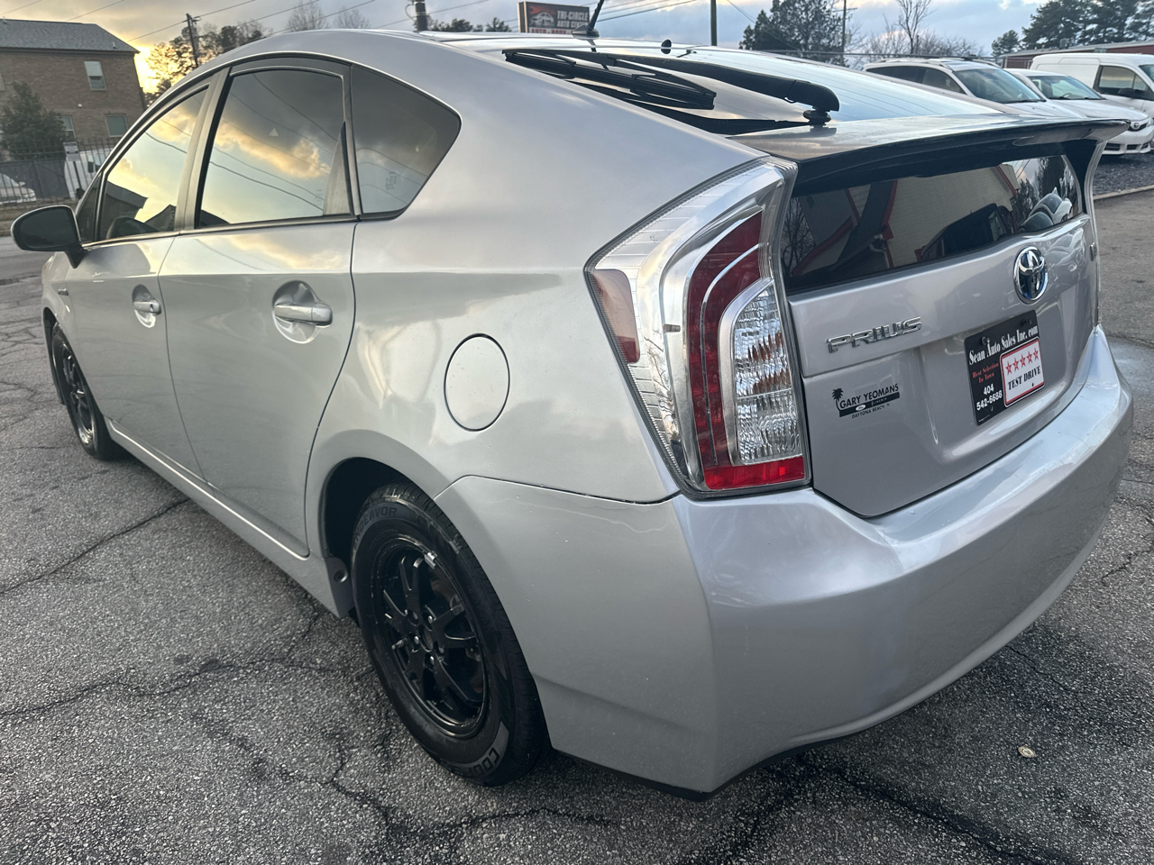 Toyota Prius Prius V 2012