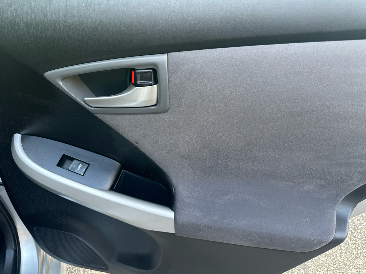 Toyota Prius Prius V 2012