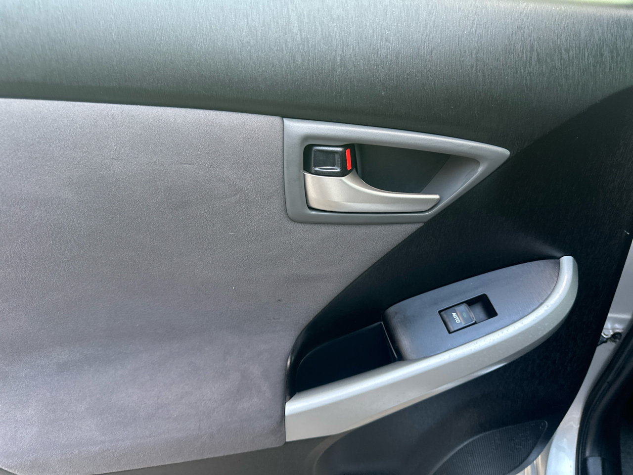 Toyota Prius Prius V 2012