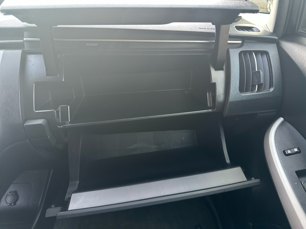 Toyota Prius Prius V 2012