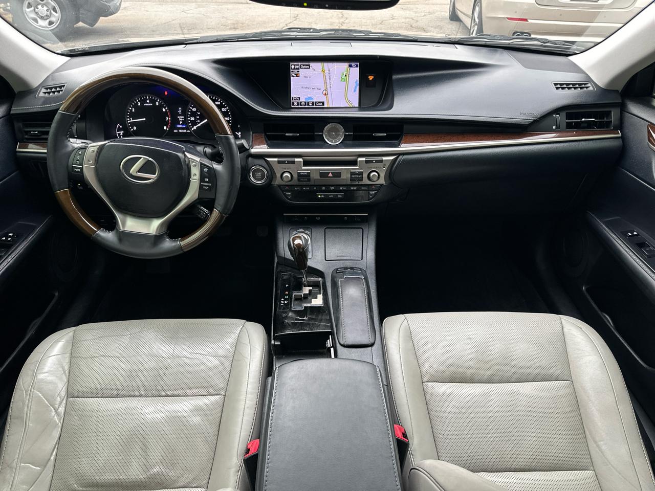Lexus ES 350 Sedan 2015