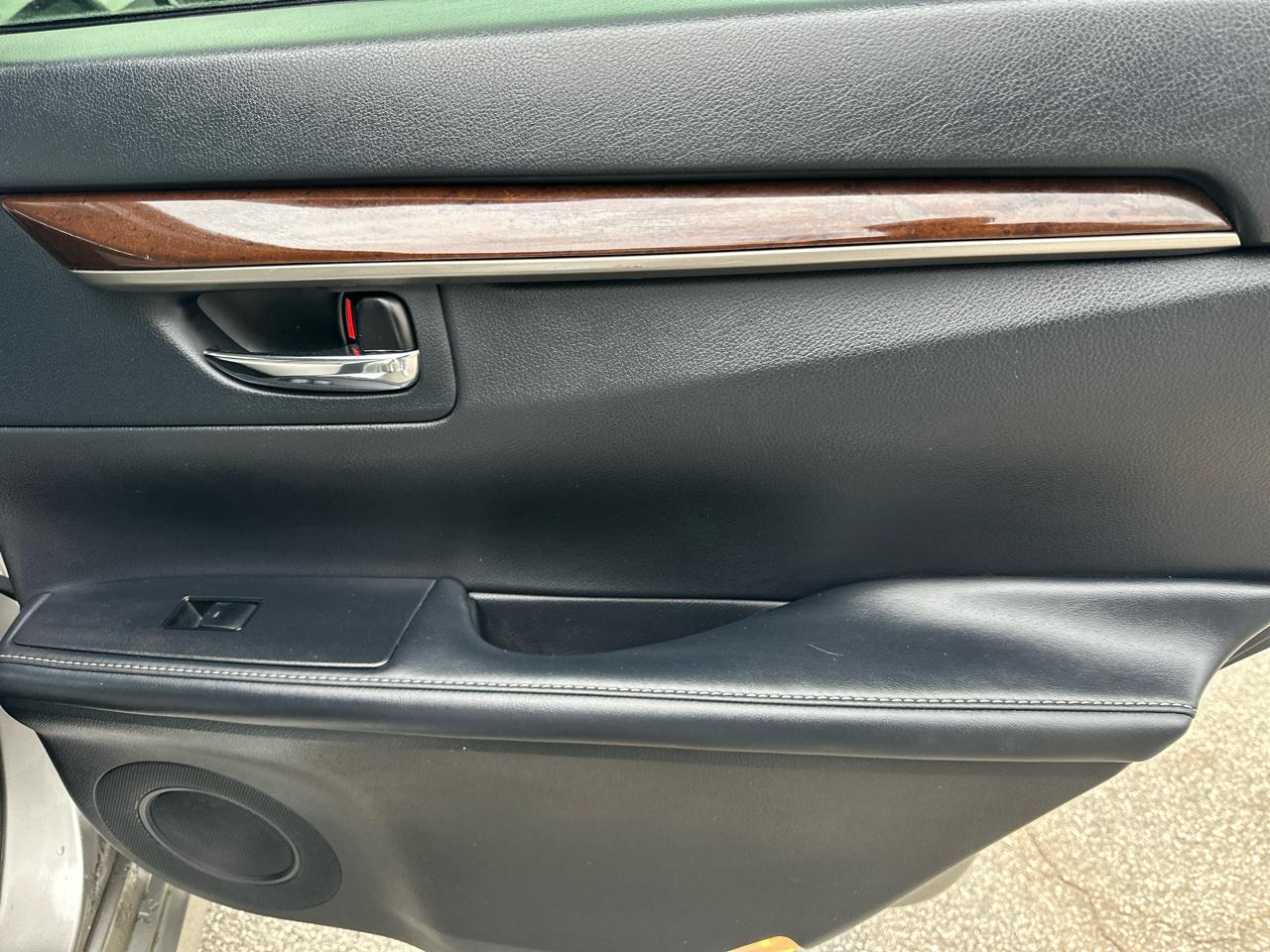 Lexus ES 350 Sedan 2015