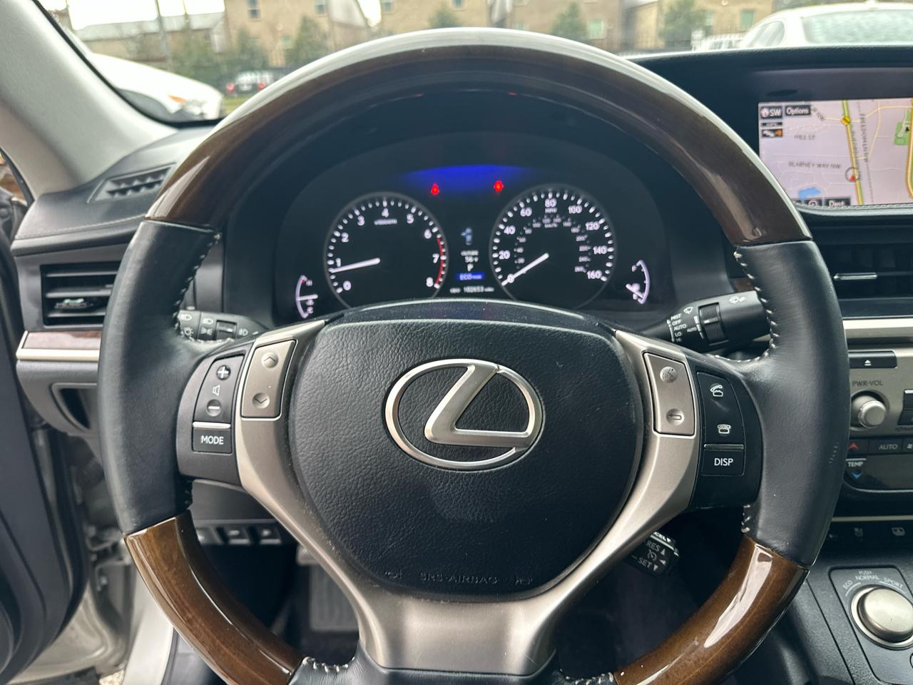 Lexus ES 350 Sedan 2015