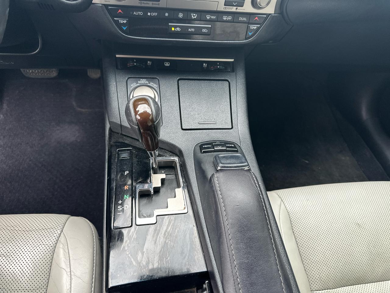 Lexus ES 350 Sedan 2015