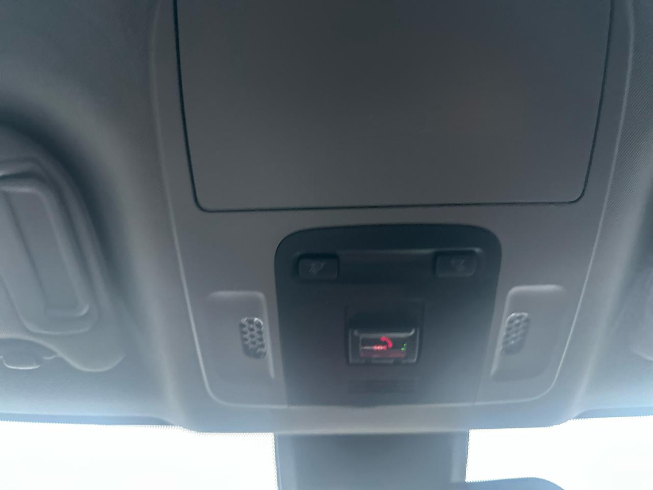 Toyota Camry SE 2020