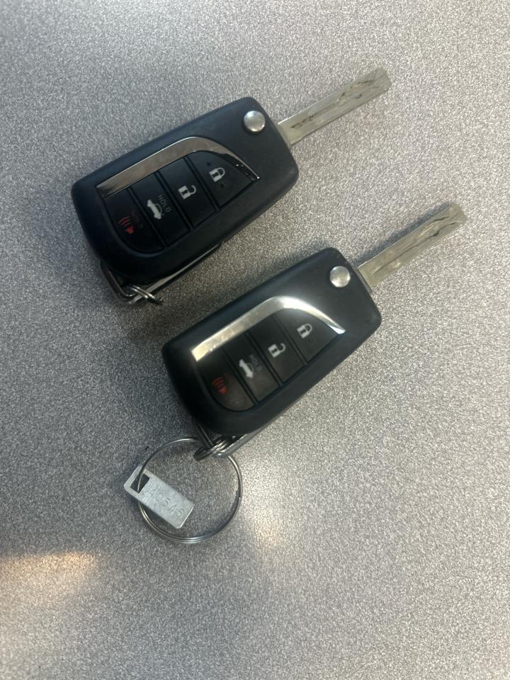 Toyota Camry SE 2020