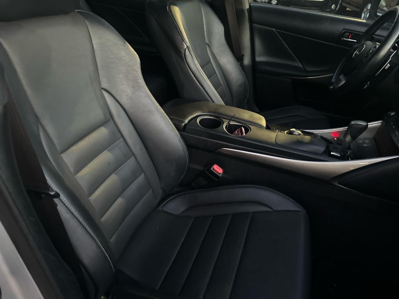 Lexus IS 250 AWD 2015