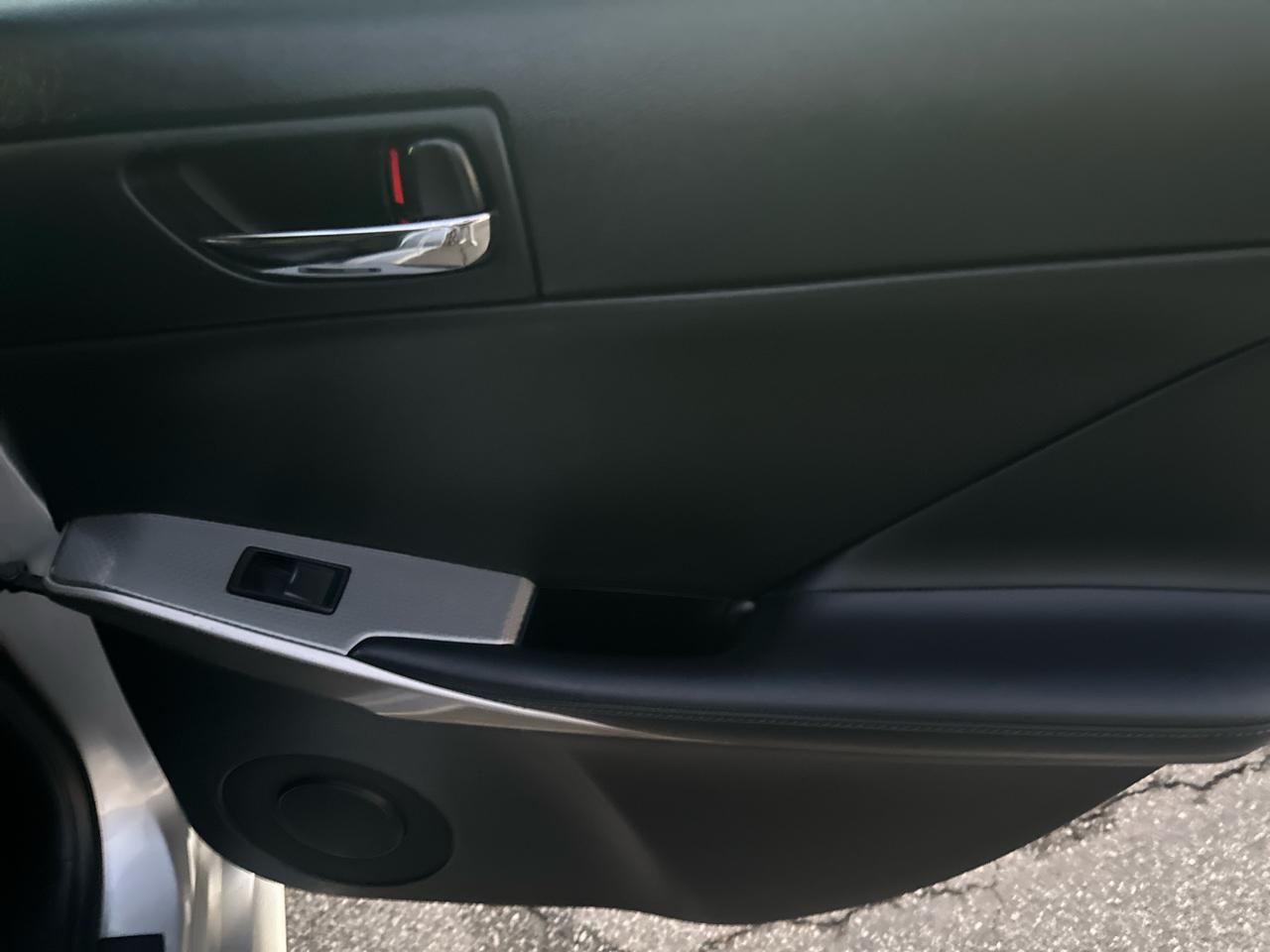 Lexus IS 250 AWD 2015