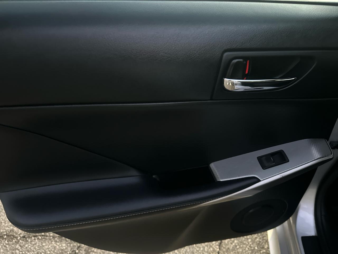 Lexus IS 250 AWD 2015