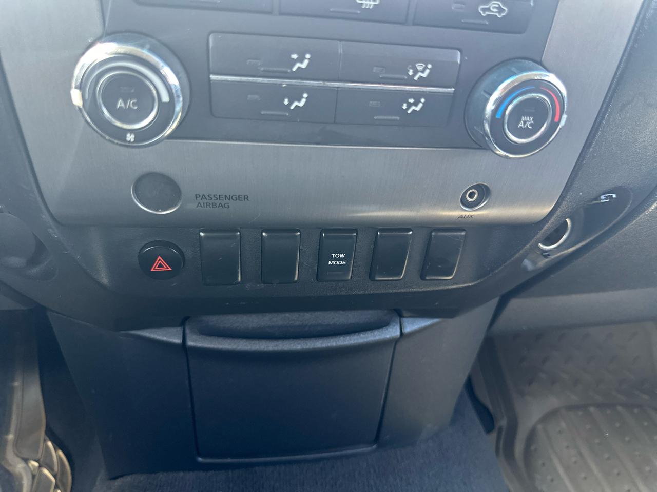 Nissan Titan LE Crew Cab 2WD LWB 2008