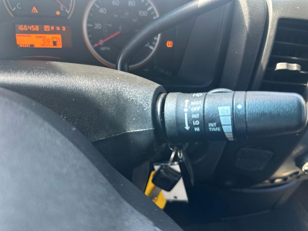 Nissan Titan LE Crew Cab 2WD LWB 2008