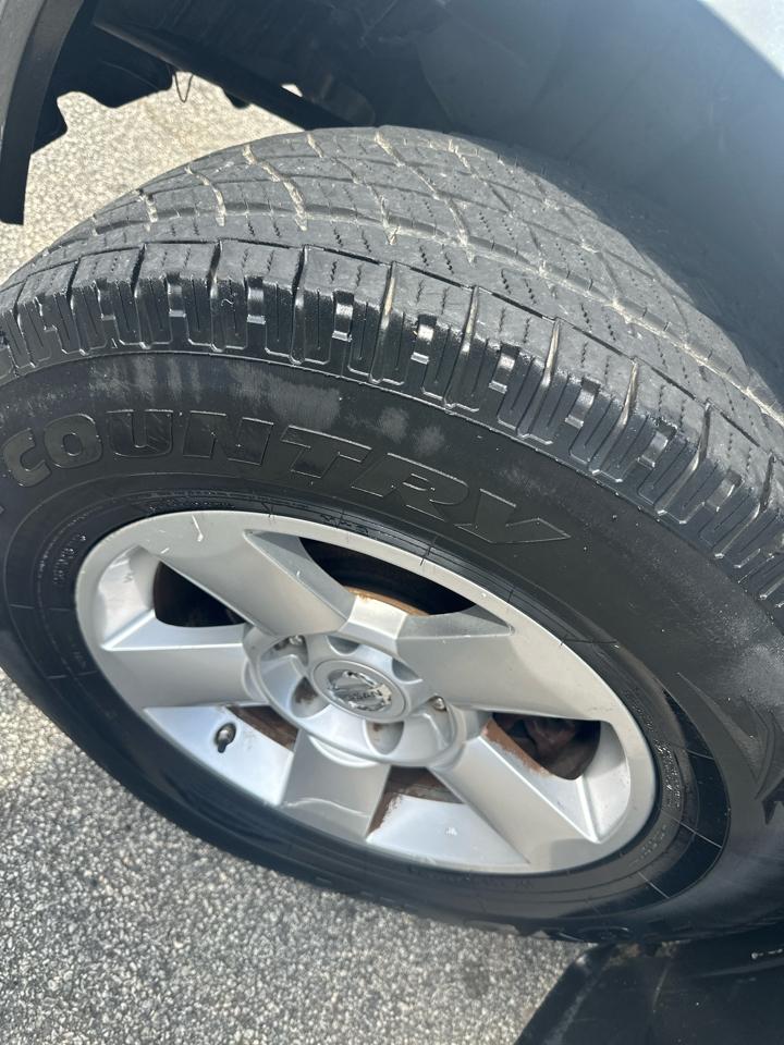 Nissan Titan LE Crew Cab 2WD LWB 2008