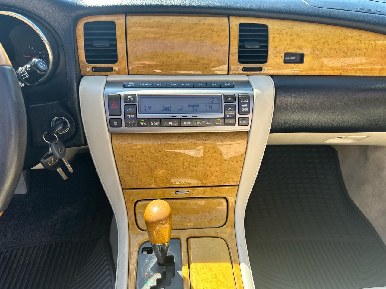 Lexus SC 430 Convertible 2002