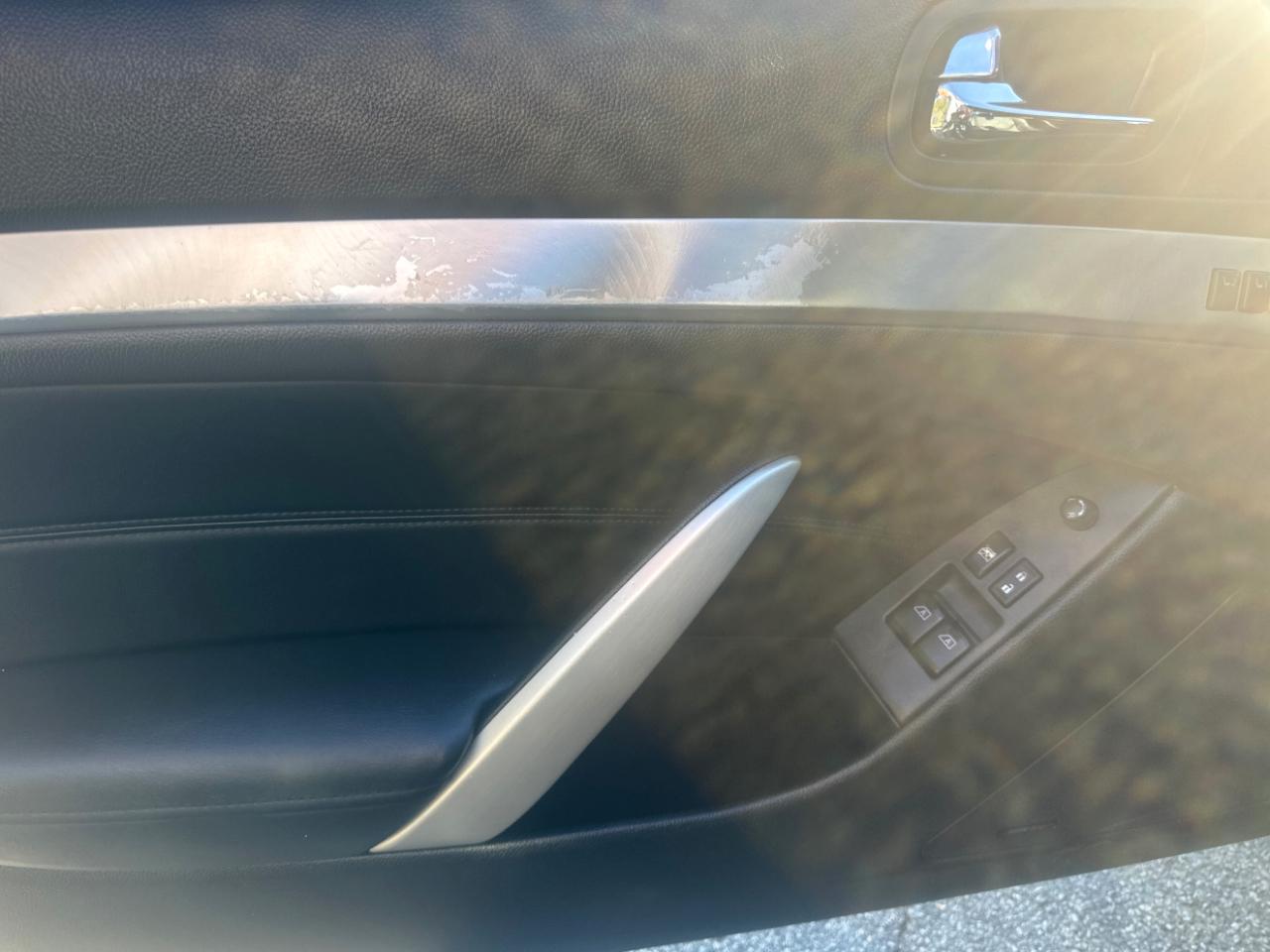 Infiniti Q60 Coupe Sport 6MT 2014