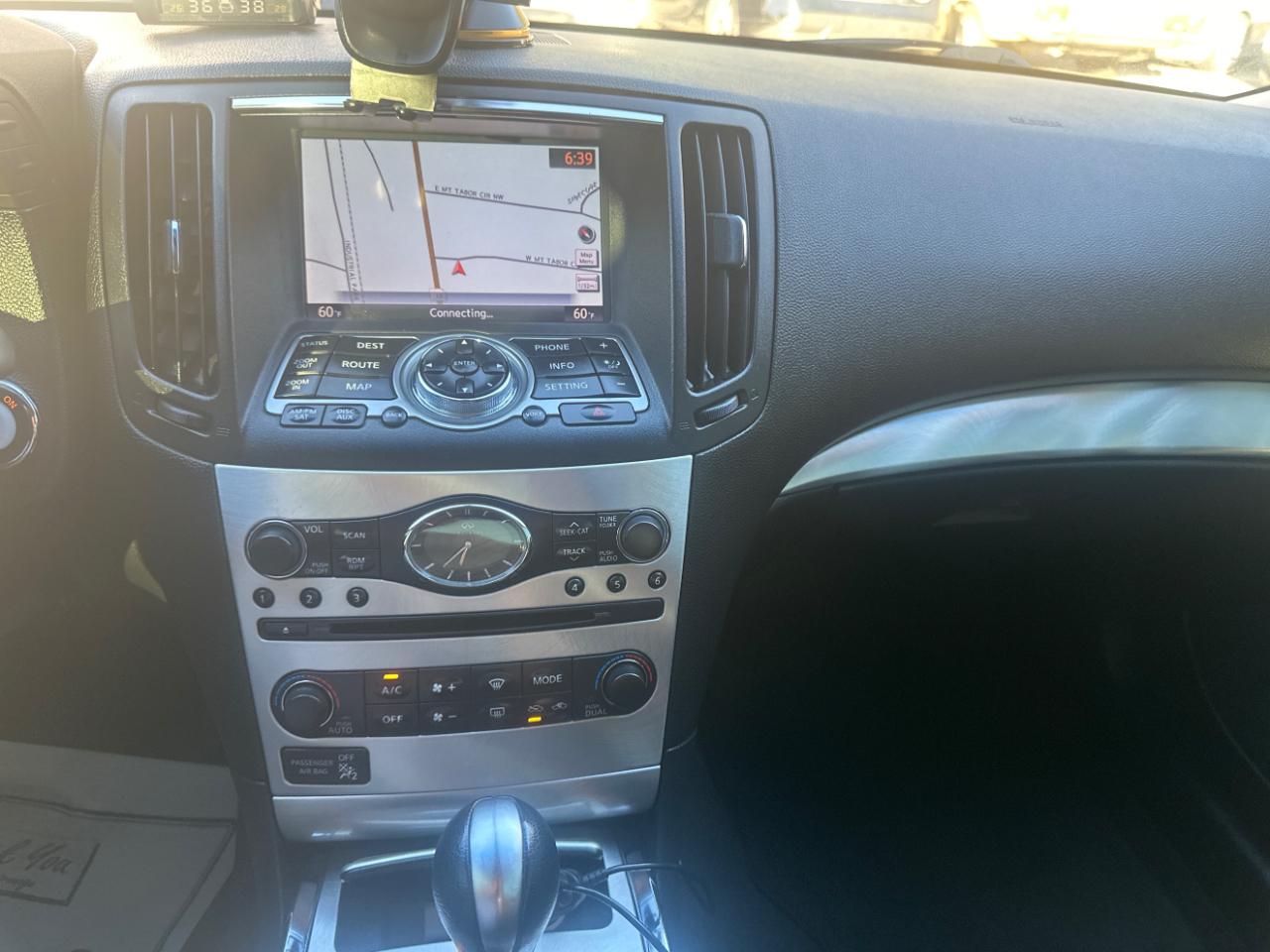 Infiniti Q60 Coupe Sport 6MT 2014