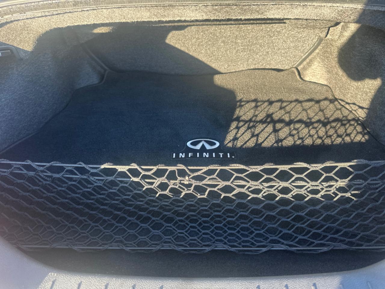 Infiniti Q60 Coupe Sport 6MT 2014