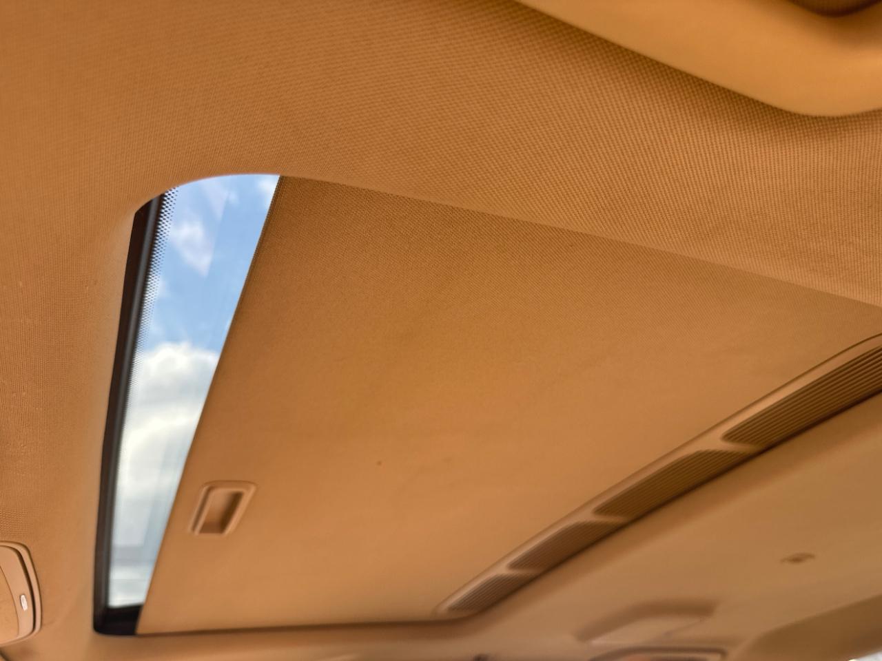 Mercedes-Benz S-Class S550 2011