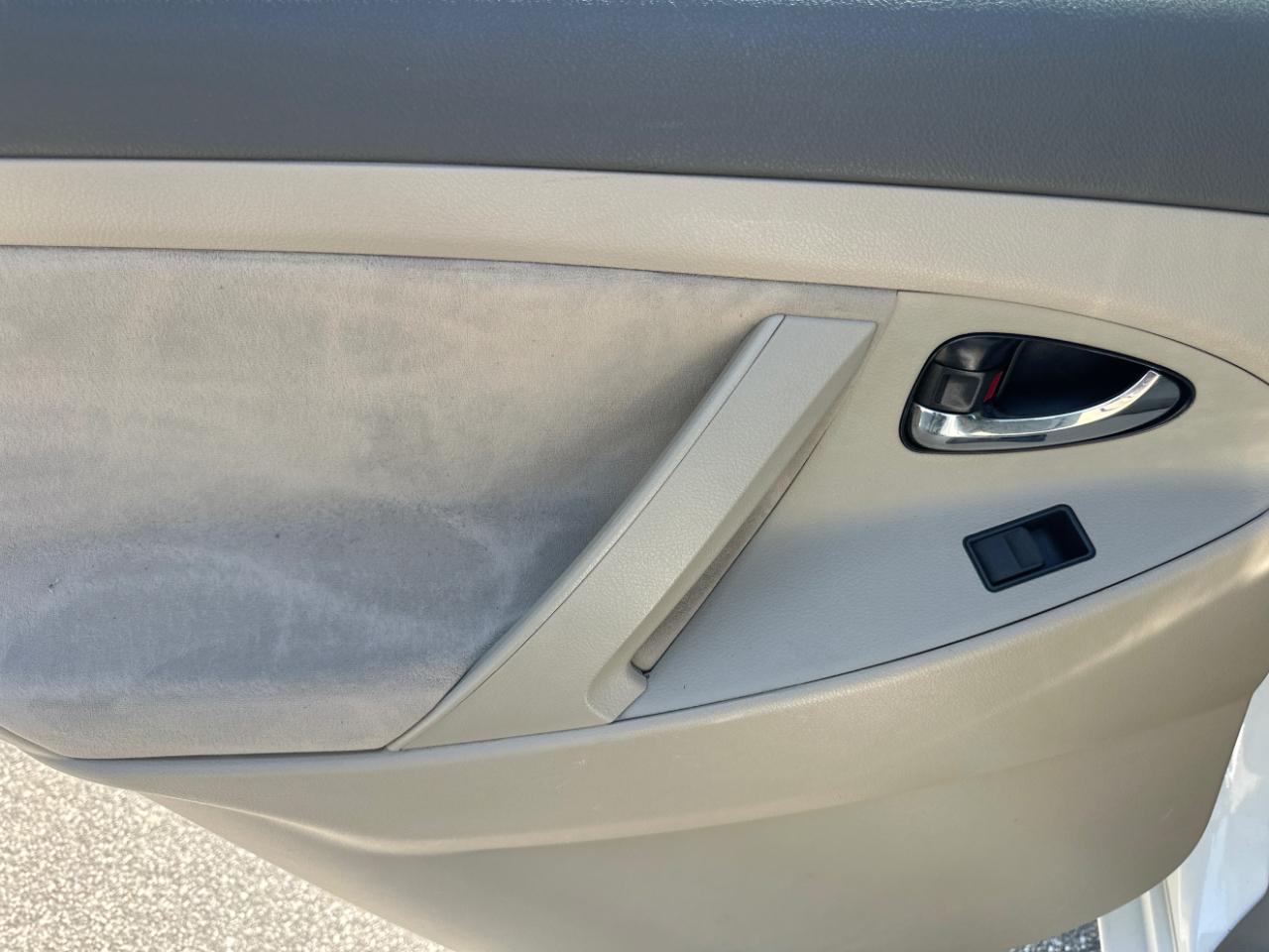 Toyota Camry CE 5-Spd AT 2007