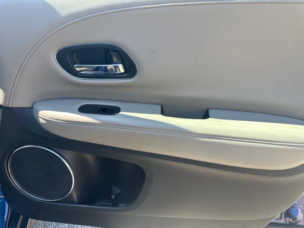 Honda HR-V EX-L w/Navigation CVT 2017