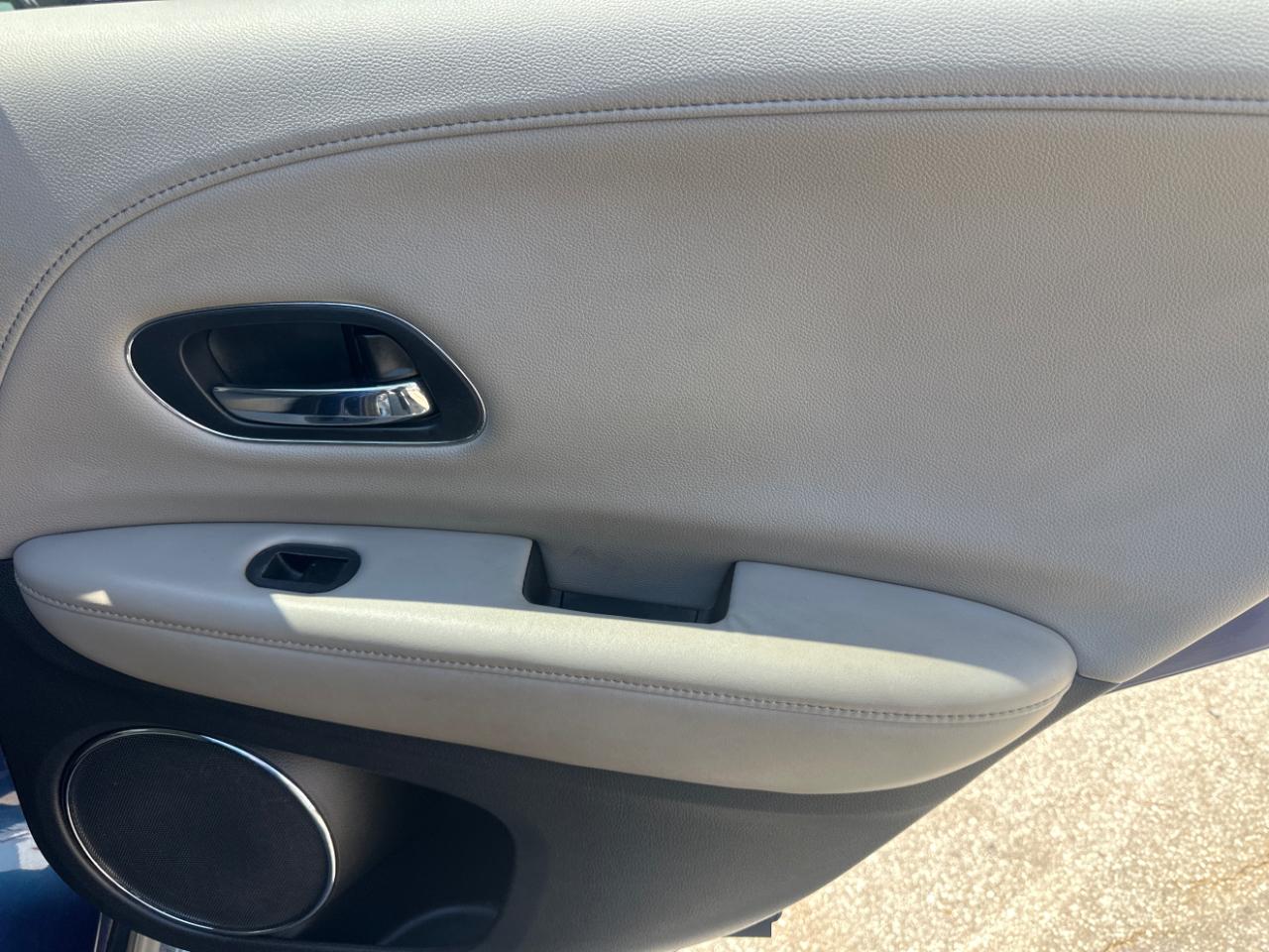 Honda HR-V EX-L w/Navigation CVT 2017