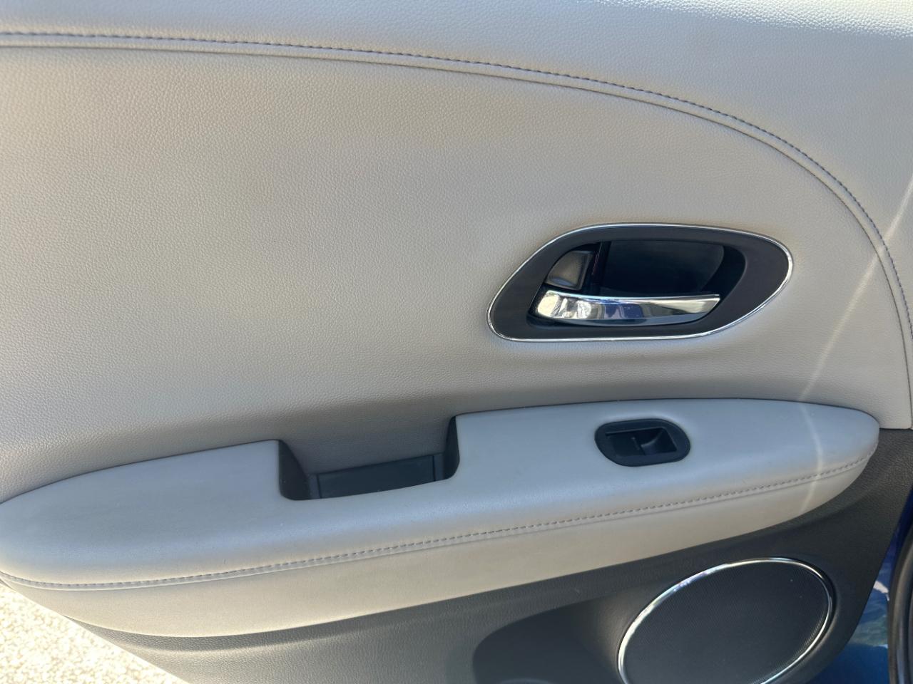 Honda HR-V EX-L w/Navigation CVT 2017