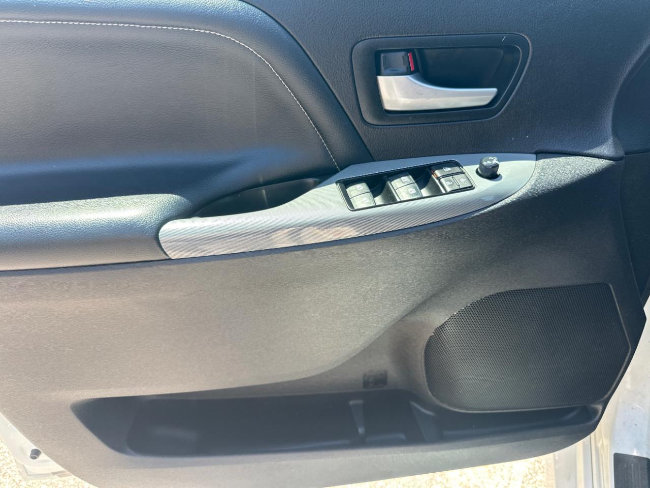 Toyota Sienna SE 8-Passenger 2018