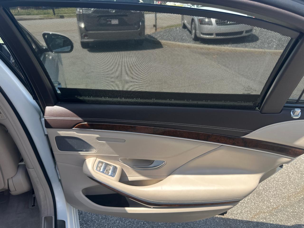 Mercedes-Benz S-Class S550 4MATIC 2015