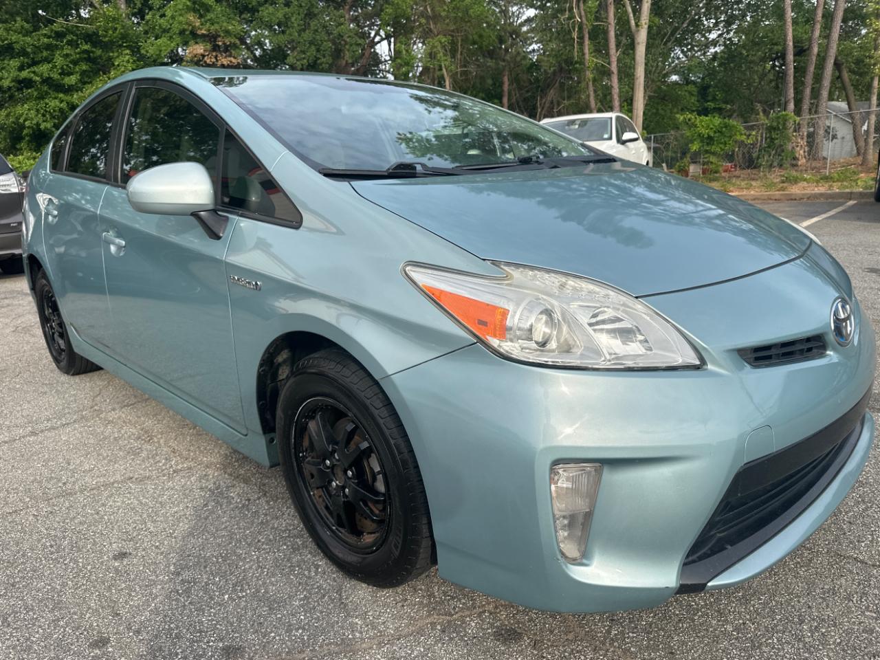 Toyota Prius Two 2015