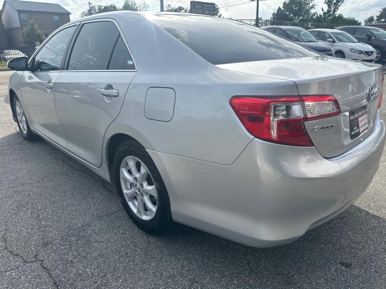 Toyota Camry L 2012
