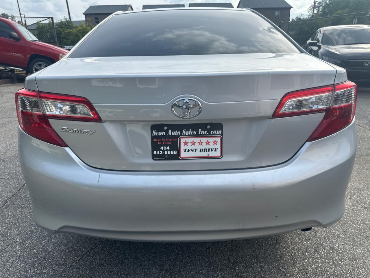 Toyota Camry L 2012