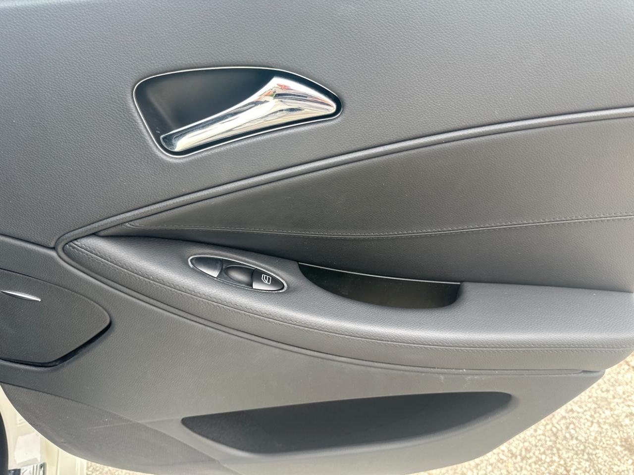 Mercedes-Benz CLS-Class CLS550 2009