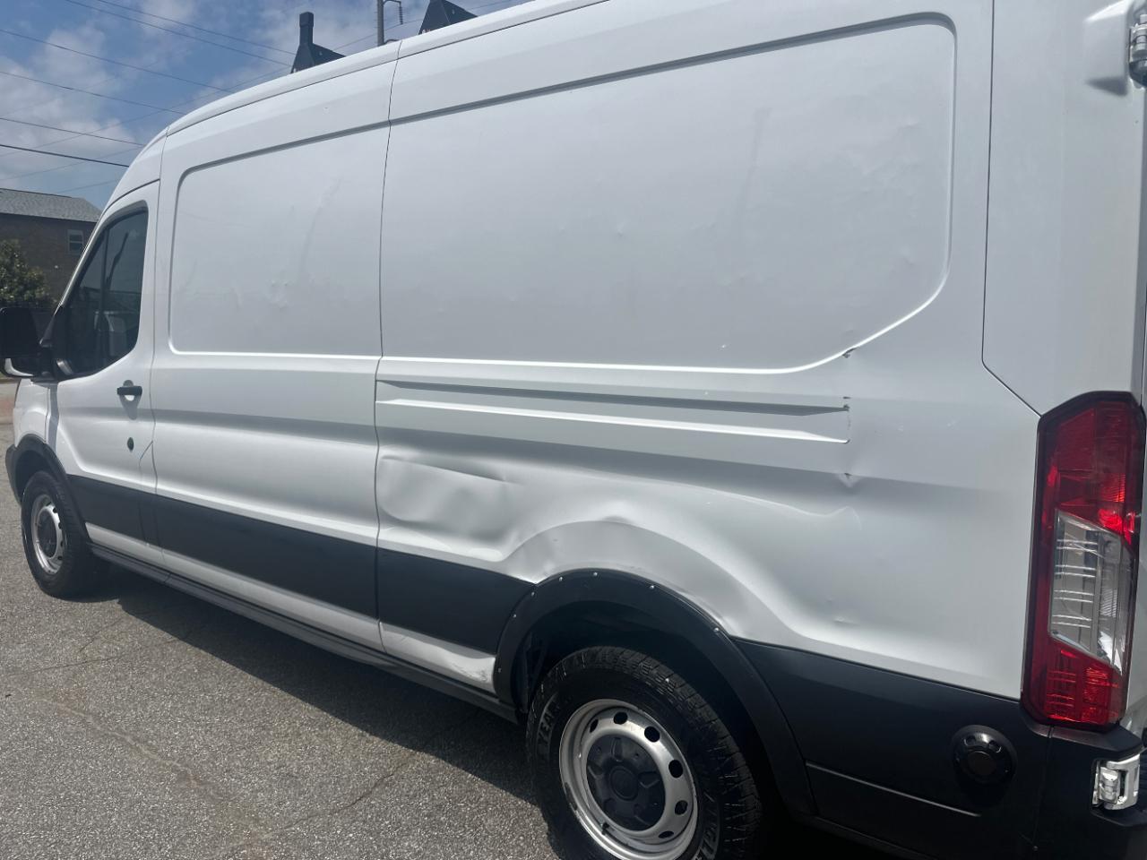 Ford Transit 150 Van Med. Roof w/Sliding Pass. 148-in. WB 2019
