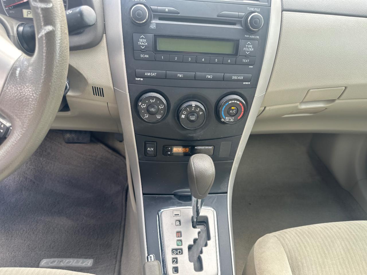 Toyota Corolla 4dr Sedan Auto 2010