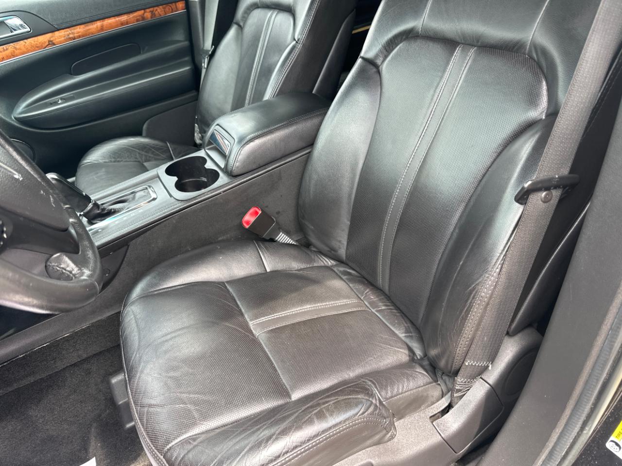 Lincoln MKT Reserve 2019